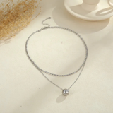 Doppellagige Halskette mit Anhänger