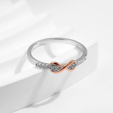 Filigraner Silberring "Infinity" mit Zirkonia-Kristallen