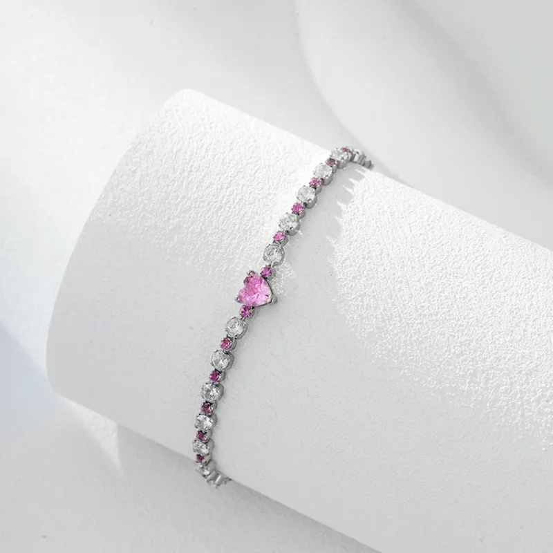 Filigranes Silberarmband mit Zirkonia-Kristallen