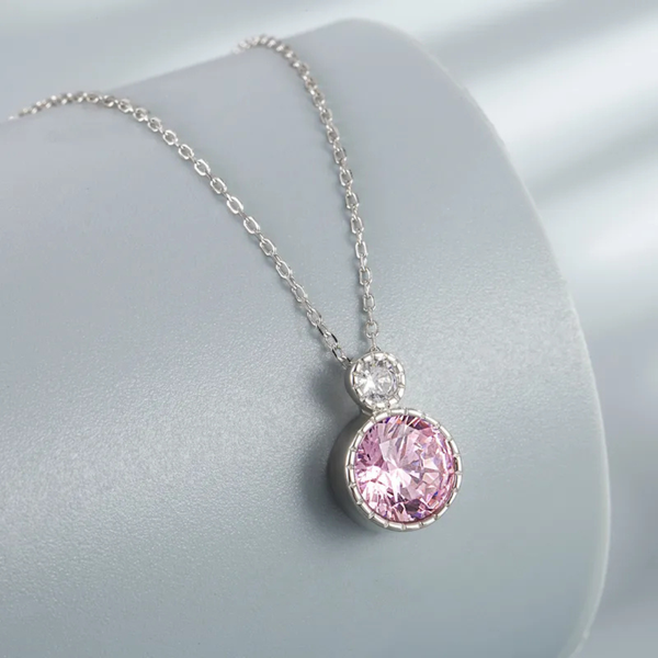 Silberhalskette mit Zirkonia-Kristallen