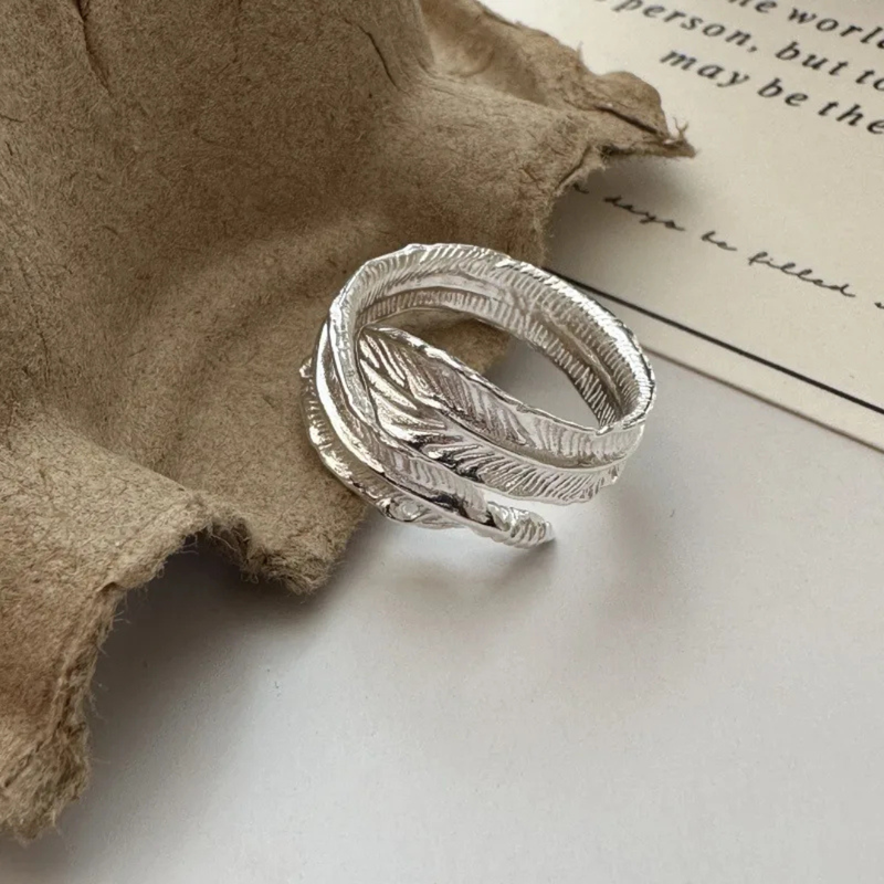 Anpassbarer Edelstahlring "Feather"